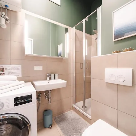 Flat By Grazrentals With Garden View & Parking Included Apartman Graz