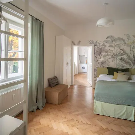 Apartament Flat By Grazrentals With Garden View & Parking Included Graz